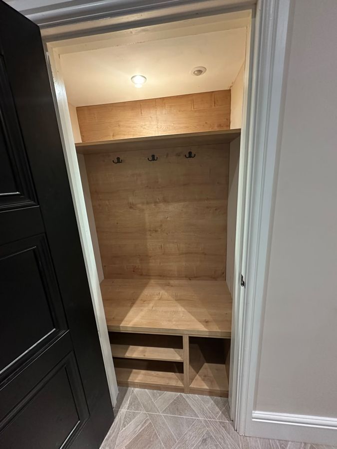 Sliding-door wardrobe