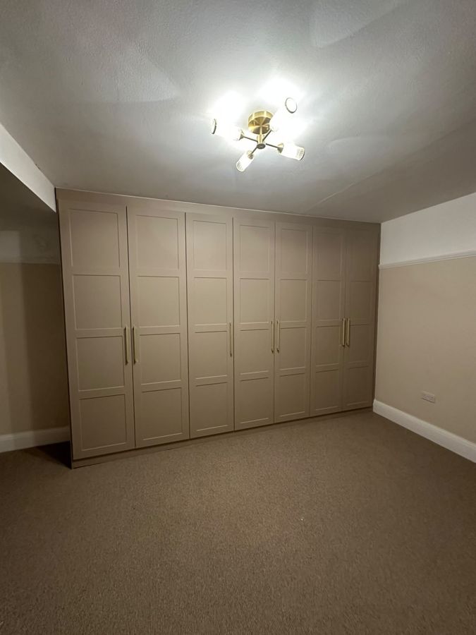 Dressing room joinery