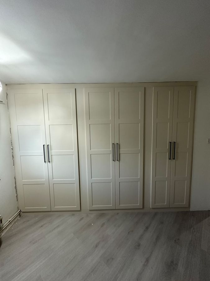 Fitted wardrobe installation