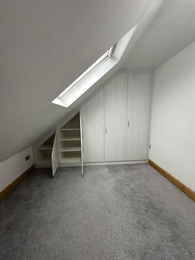 Walk-in wardrobe