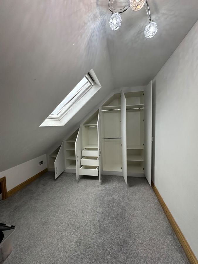 Dressing room joinery