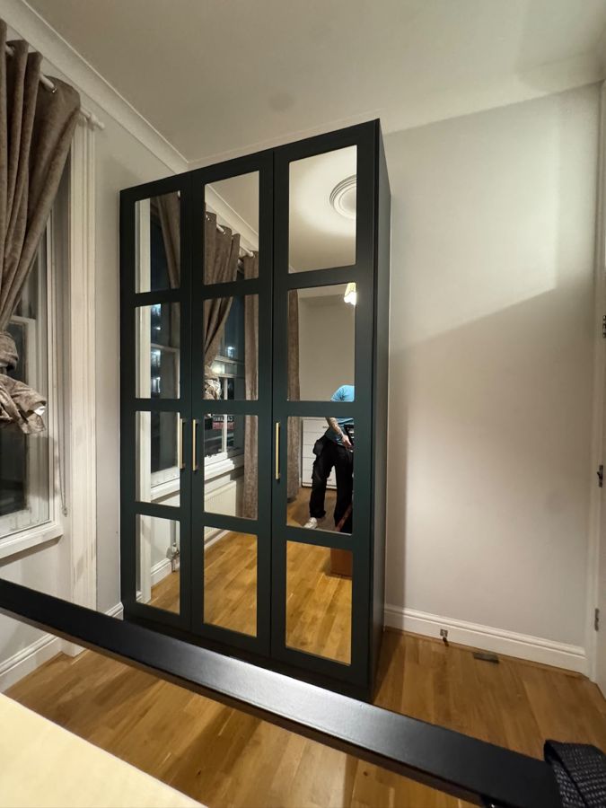 Dressing room joinery