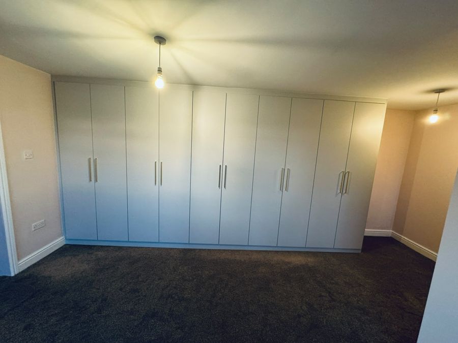 Dressing room joinery