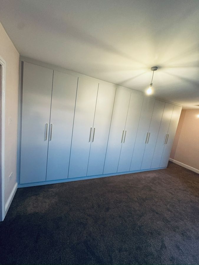 Fitted wardrobe installation