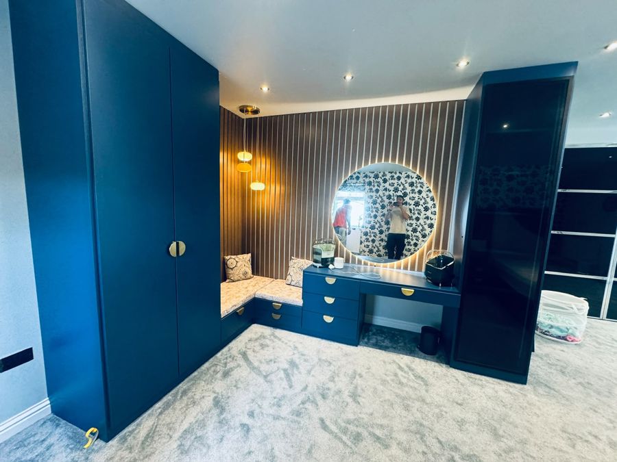 Dressing room joinery