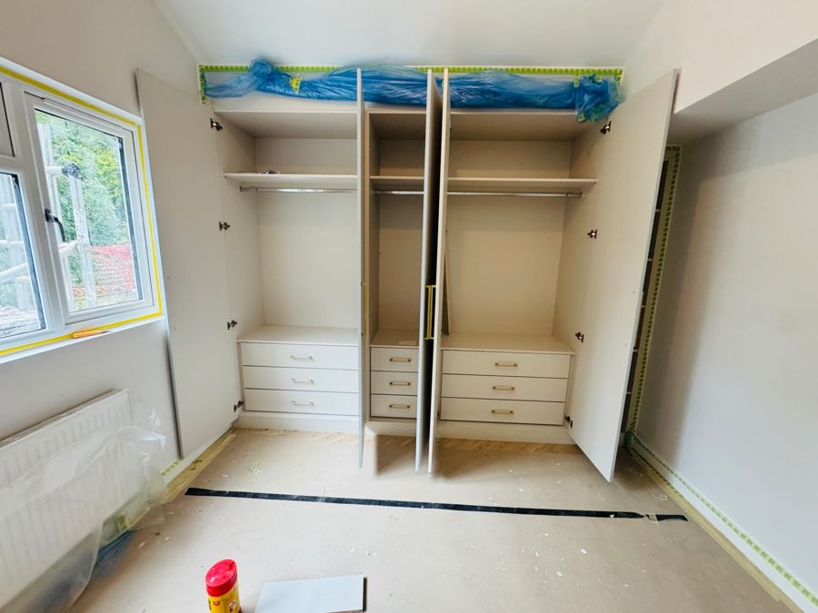 Dressing room joinery