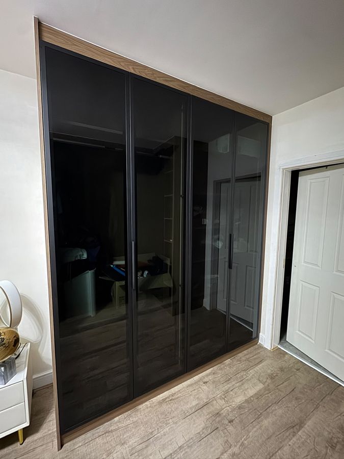 Dressing room joinery